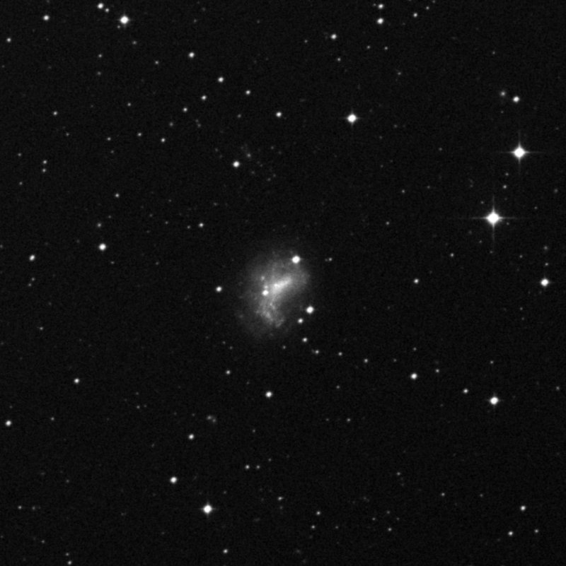 NGC 1679 - Zoom