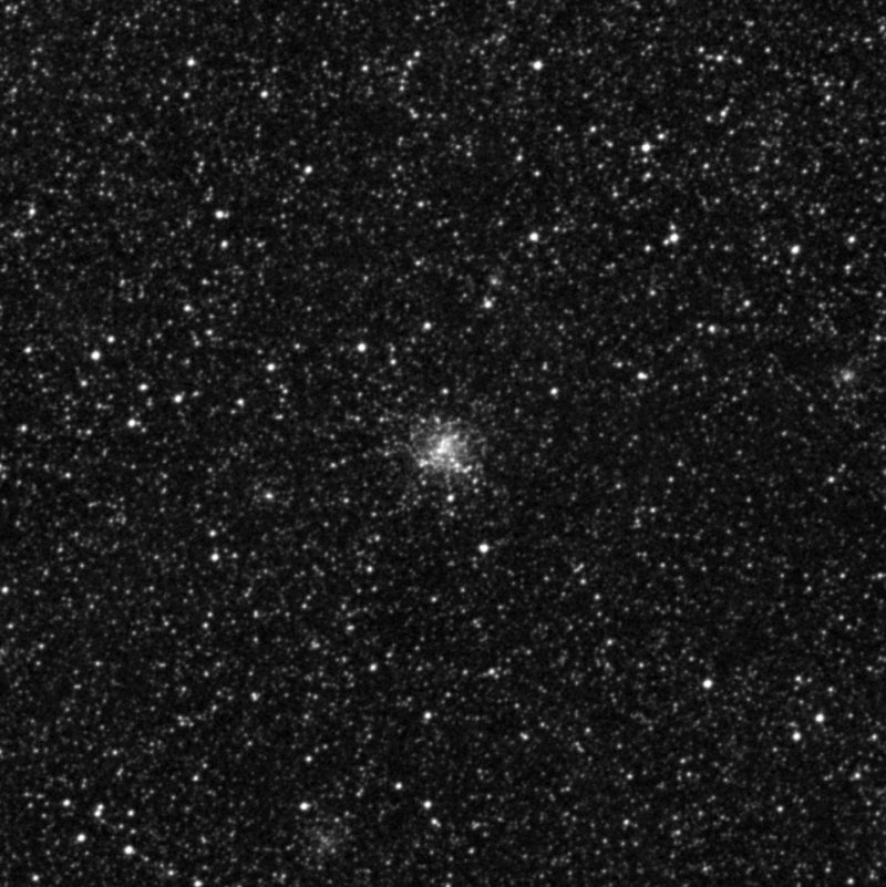 NGC 1751 - Zoom