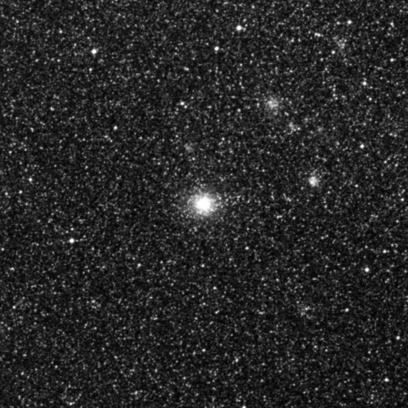 NGC 1835 - Zoom