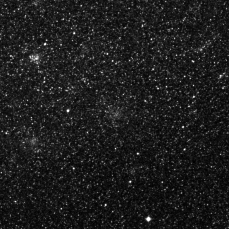NGC 1950 - Zoom