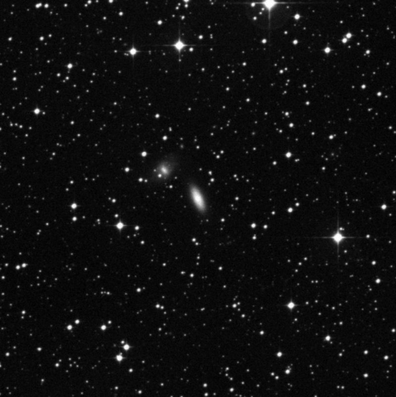 NGC 2211 - Zoom