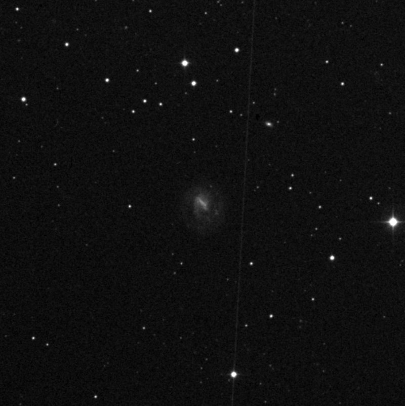 IC 758 - Zoom