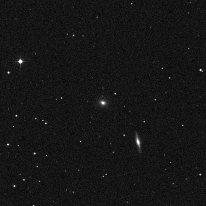 IC 882 - Zoom