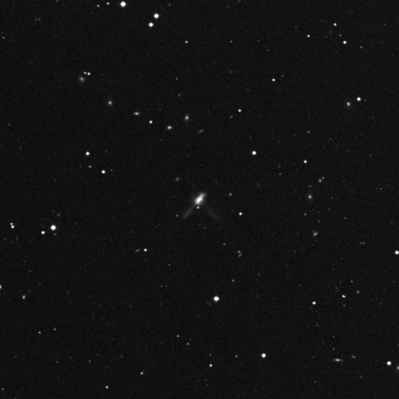 IC 883 - Zoom