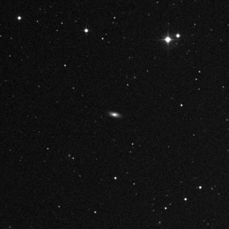 IC 894 - Zoom