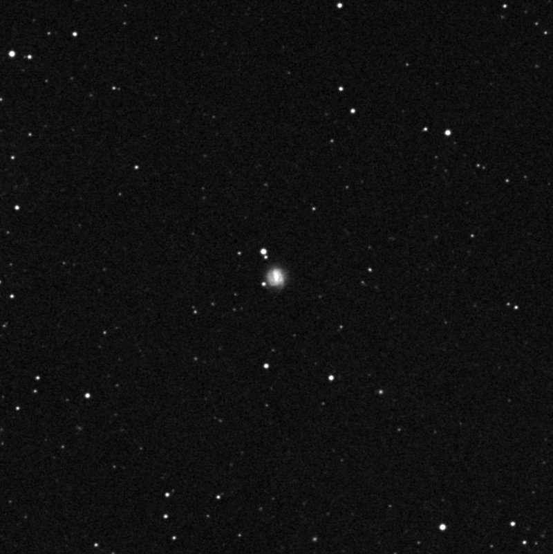 IC 943 - Zoom