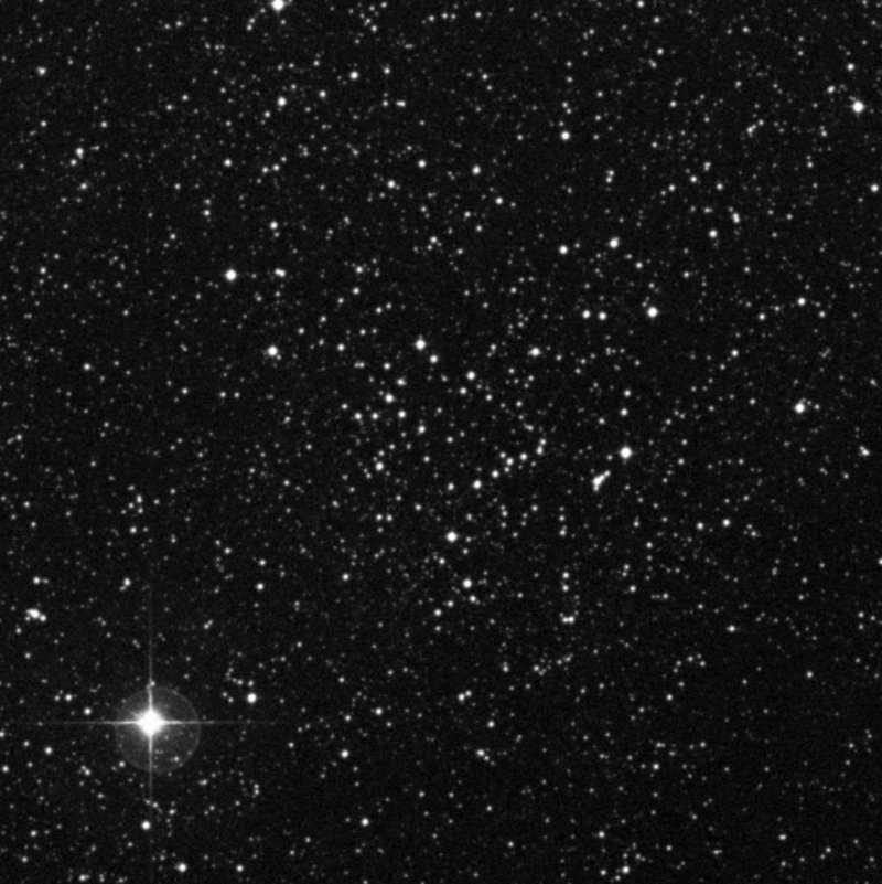 NGC 4052 - Zoom